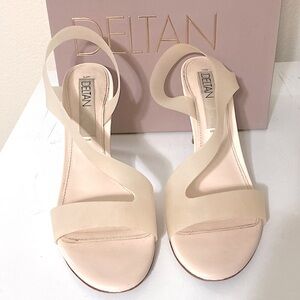 Deltan Tinsley Nude Vinyl Jelly Heels 8.5